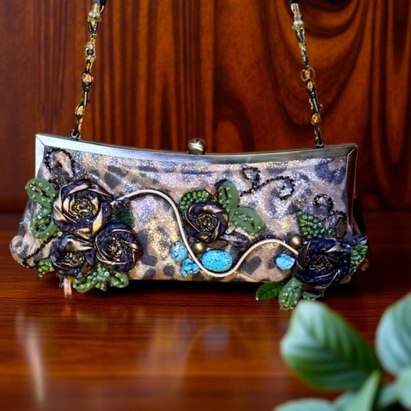 Vintage rare Mary Frances Bag,beaded,satin,kisslock,cottage core,Victorian green - Picture 1 of 10